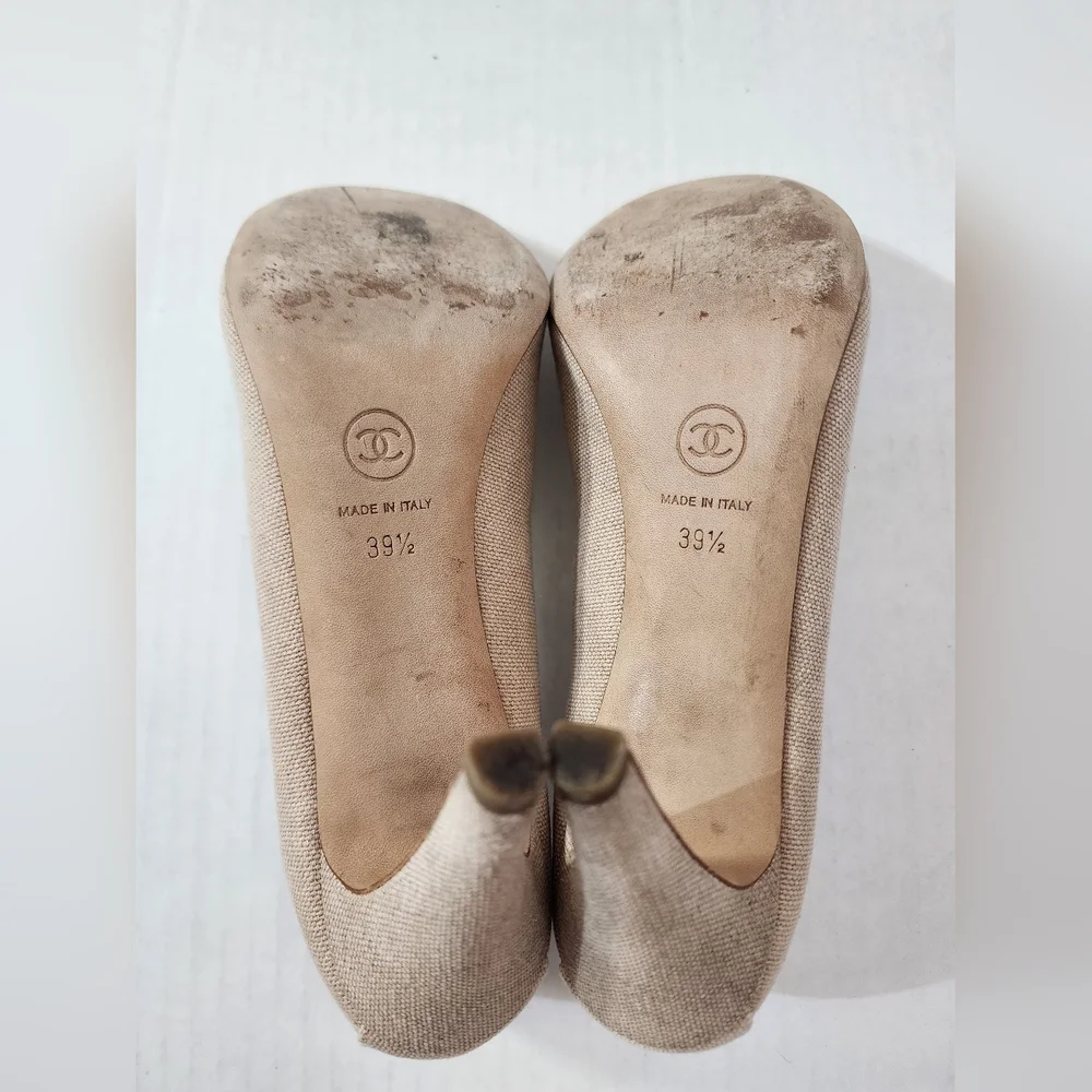 CHANEL Cap Toe Pumps Beige Canvas Snakeskin Leather EU 39.5 US 8.5